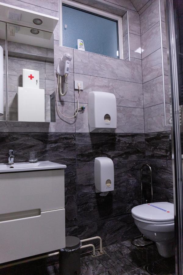 Spa Apartment Nalis Nisz Zewnętrze zdjęcie