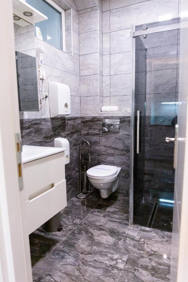 Spa Apartment Nalis Nisz Zewnętrze zdjęcie